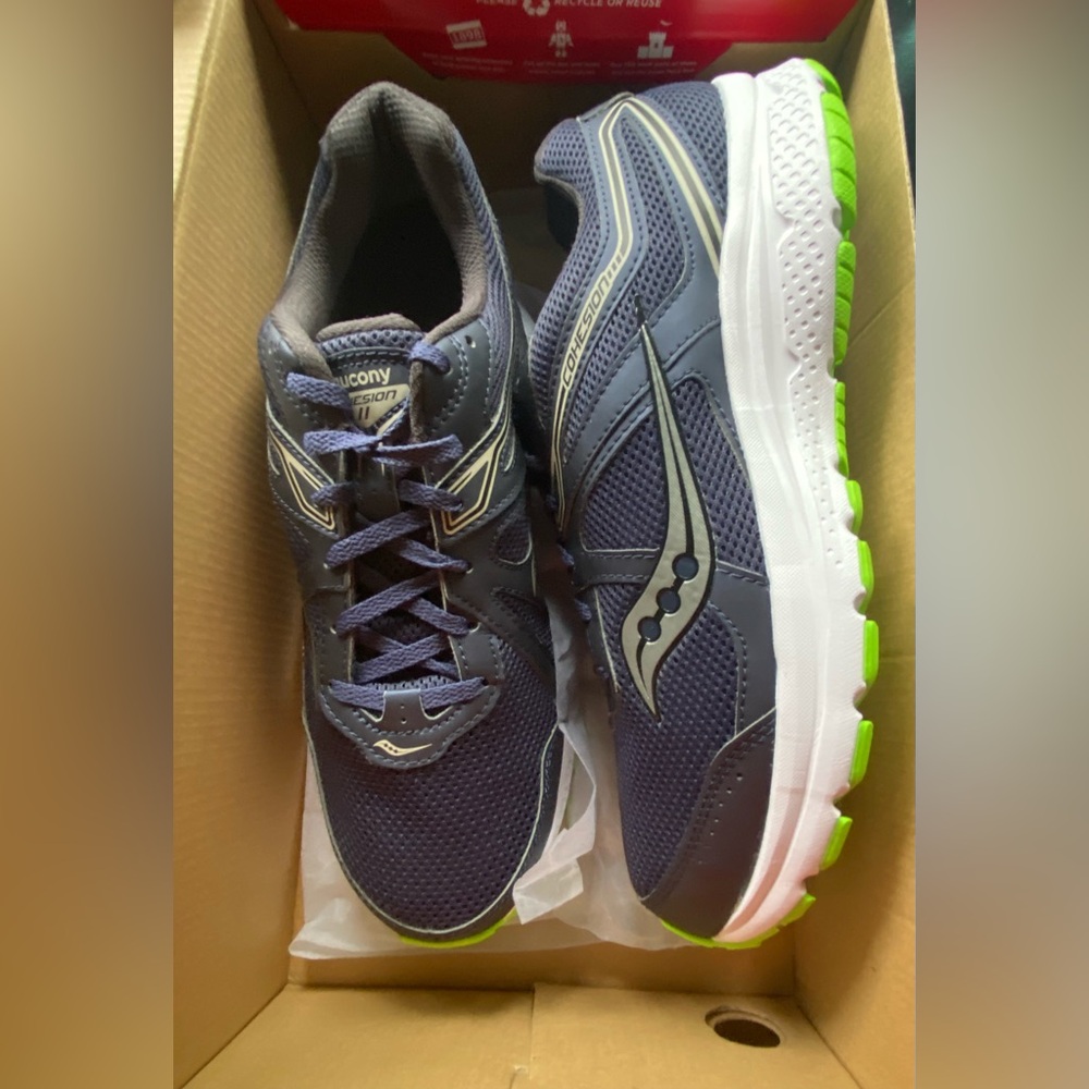 Saucony Men’s Grid Cohesion 11 Sneakers in Size 11 Wide